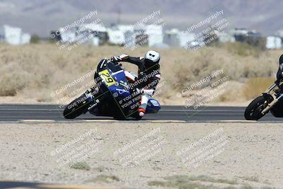 media/Apr-26-2025-BRL Bagger Racing League (Sat) [[9e270f465f]]/3-Super Street Baggers Qualifying/